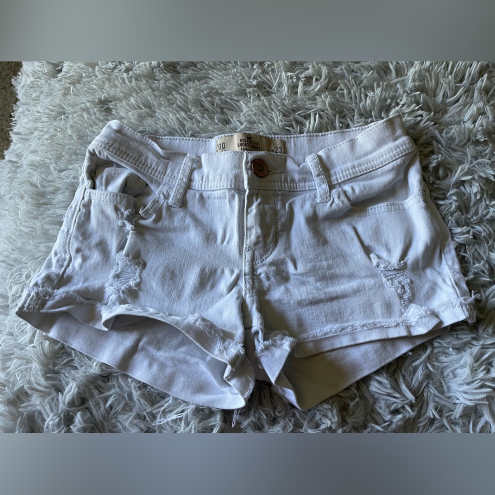 White Jean Shorts - Hollister Size 00 W 23